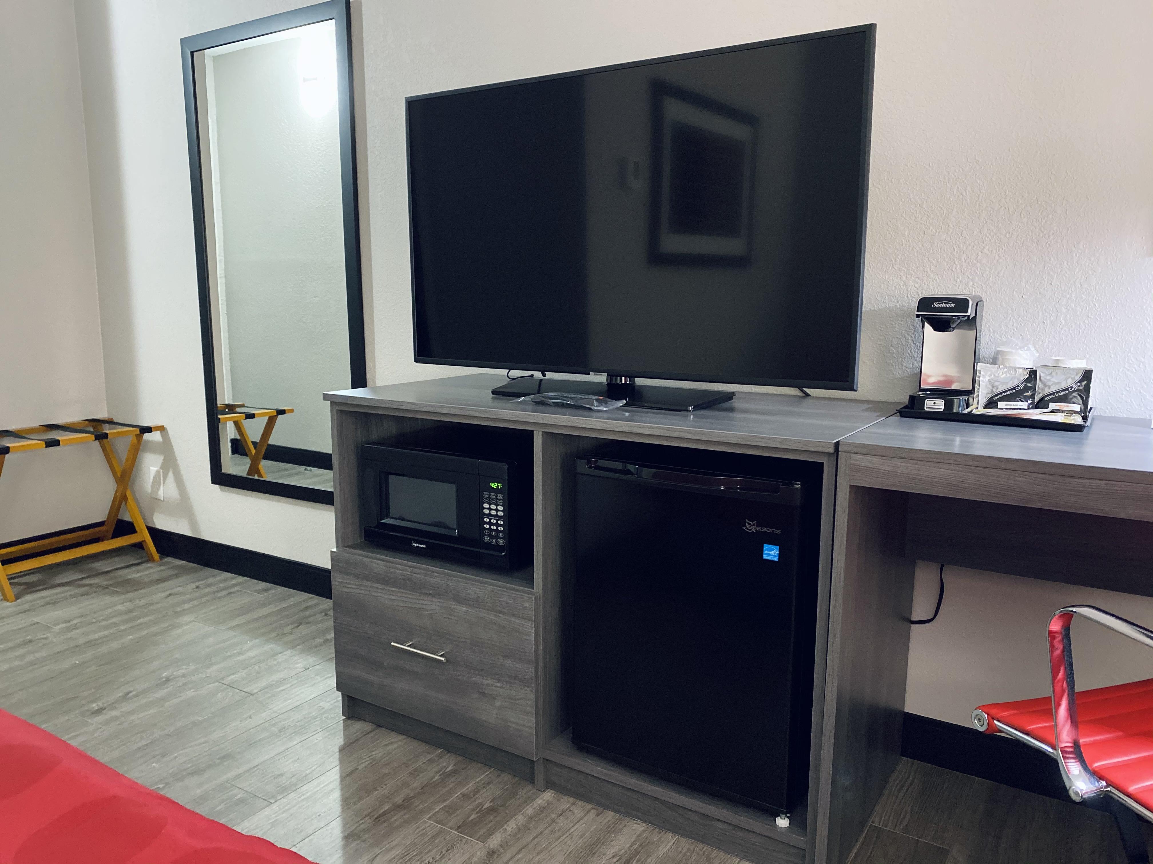 Ramada By Wyndham Hartford North - Bradley Airport Otel Windsor Locks Dış mekan fotoğraf