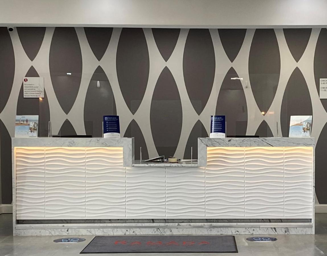 Ramada By Wyndham Hartford North - Bradley Airport Otel Windsor Locks Dış mekan fotoğraf
