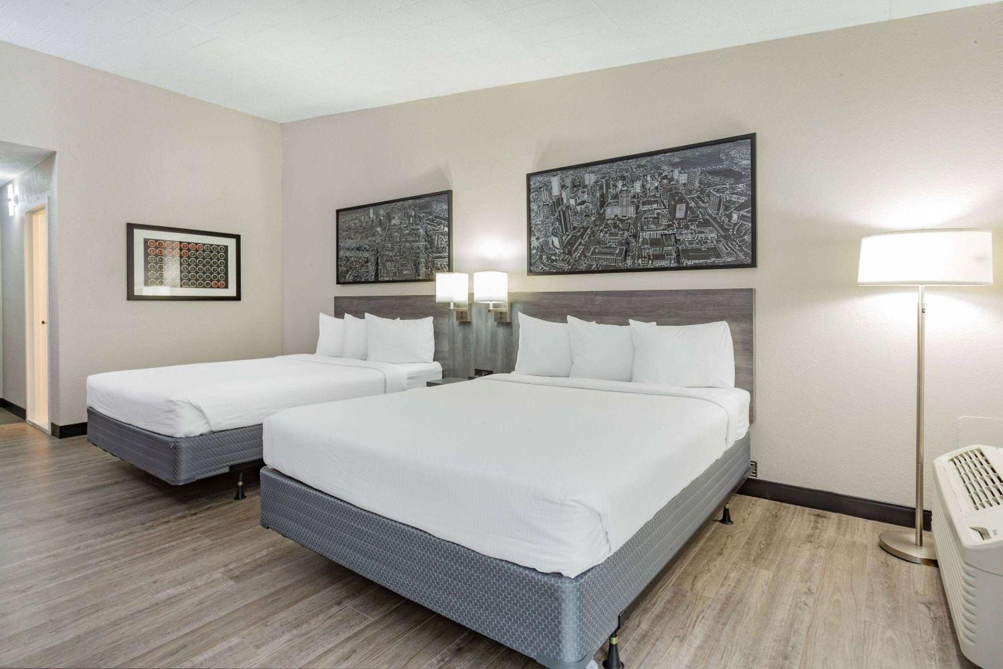 Ramada By Wyndham Hartford North - Bradley Airport Otel Windsor Locks Dış mekan fotoğraf